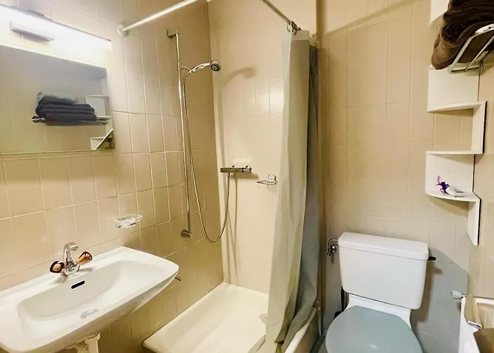 Des Charmettes בור-סן-פייר