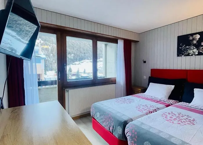 Auberge Des Charmettes 2* Bourg-Saint-Pierre